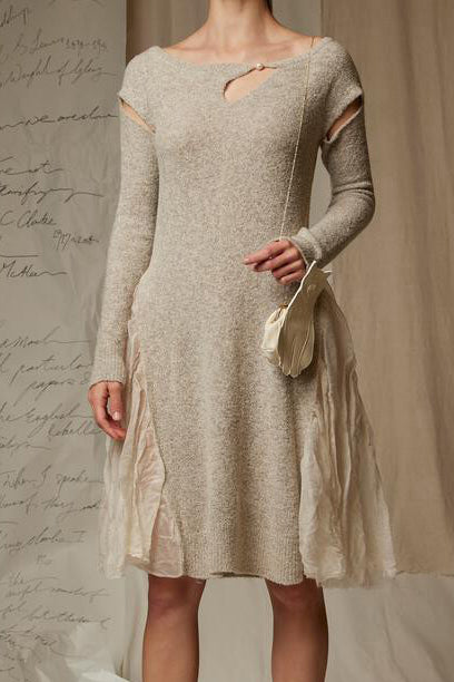 A Tentative Atelier Knitting and European Root Speed Pearl Dress A2223852